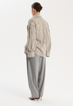 Рубашка с объемными рукавами