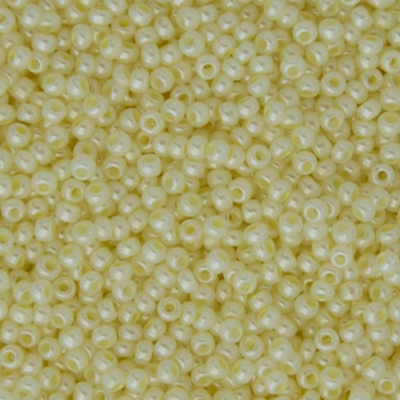 T298 Бисер TOHO круглый, размер 10/0, цвет Цейлон, банановый крем, 5 грамм