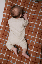 Песочник вязаный клетка (молочный)