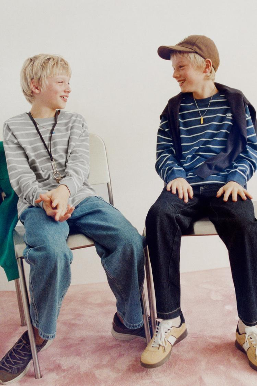 ZARA ЛОНГСЛИВ В ПОЛОСКУ ИЗ ПЛОТНОЙ ТКАНИ, ОТТЕНКИ СИНЕГО