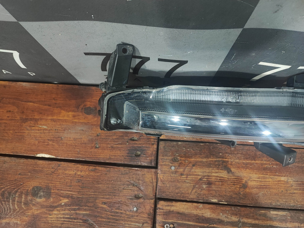 ПТФ передняя правая LED Chery Tiggo 8 Pro 21-нв Б/У Оригинал 605000680AA