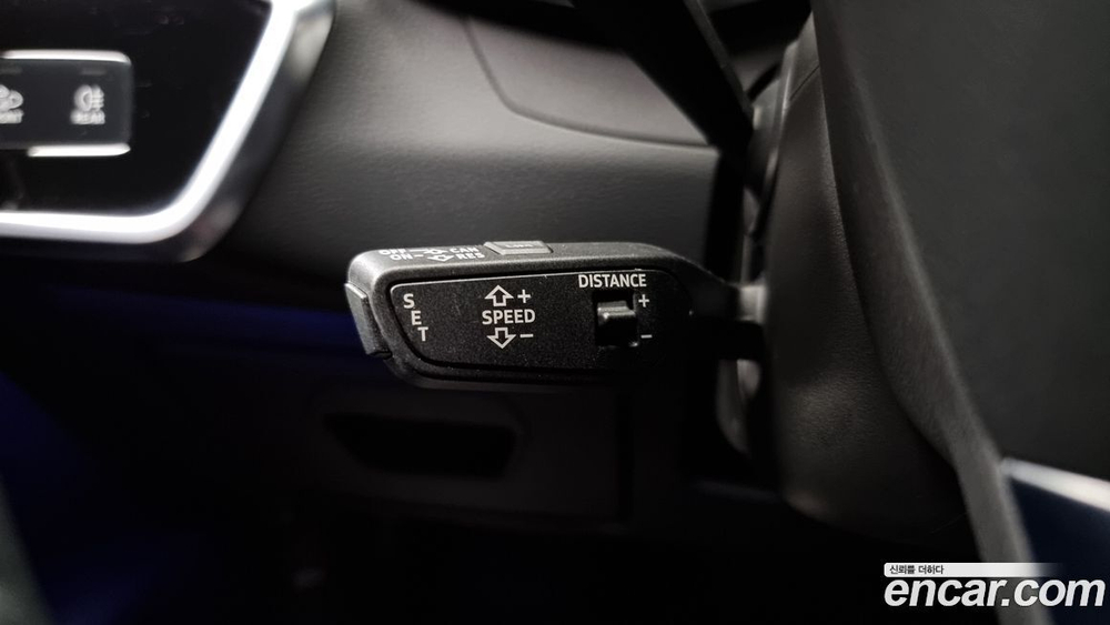 Audi A6 (C8) 40 TDI Premium (04.2020)