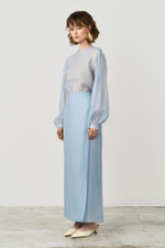 Блуза с разрезами