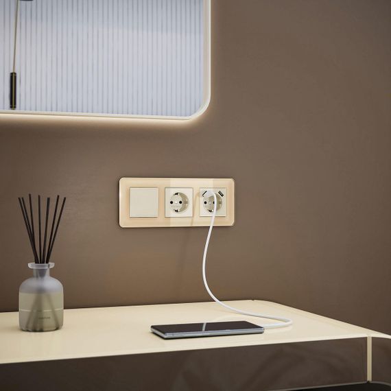 Рамка Werkel Elite на 3 поста айвори W0042443 4690389180781