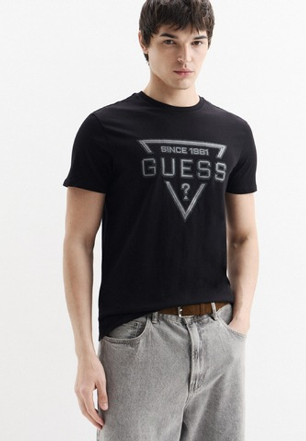 Футболка мужская GUESS