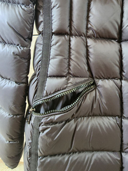Пуховик Moncler