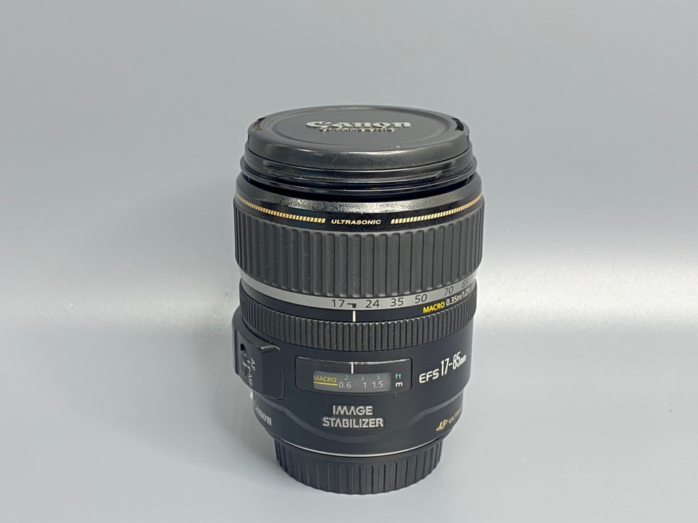 Canon EF-S 17-85mm 4-5.6 IS USM