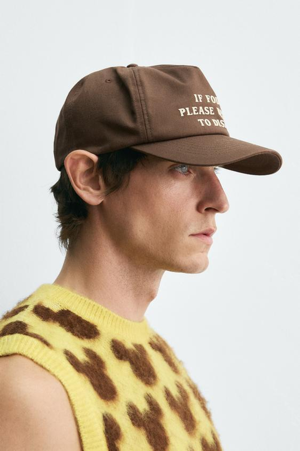 ZARA HARRY LAMBERT X DISNEY КЕПКА С ТЕКСТОМ, КОРИЧНЕВЫЙ