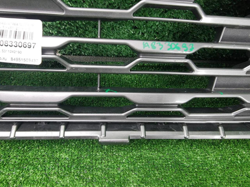 Решетка радиатора Toyota RAV4 5 XA50 (2018-н.в.)