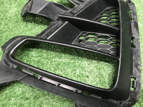 Накладка ПТФ правая Kia Ceed 3 (2018-2021)