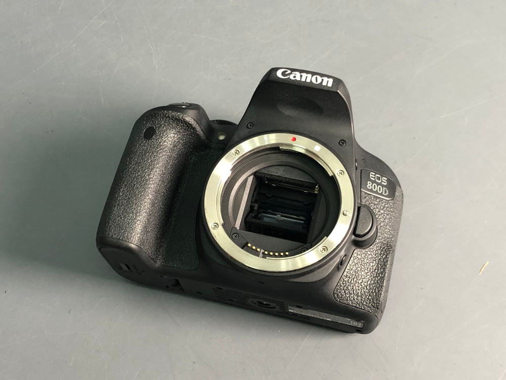 Canon 800D Kit 18-55mm IS STM