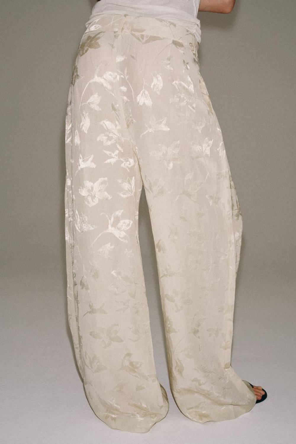 ZARA ЖАККАРДОВЫЕ БРЮКИ ИЗ СМЕСОВОГО ЛЬНА — ZW COLLECTION, ЭКРЮ