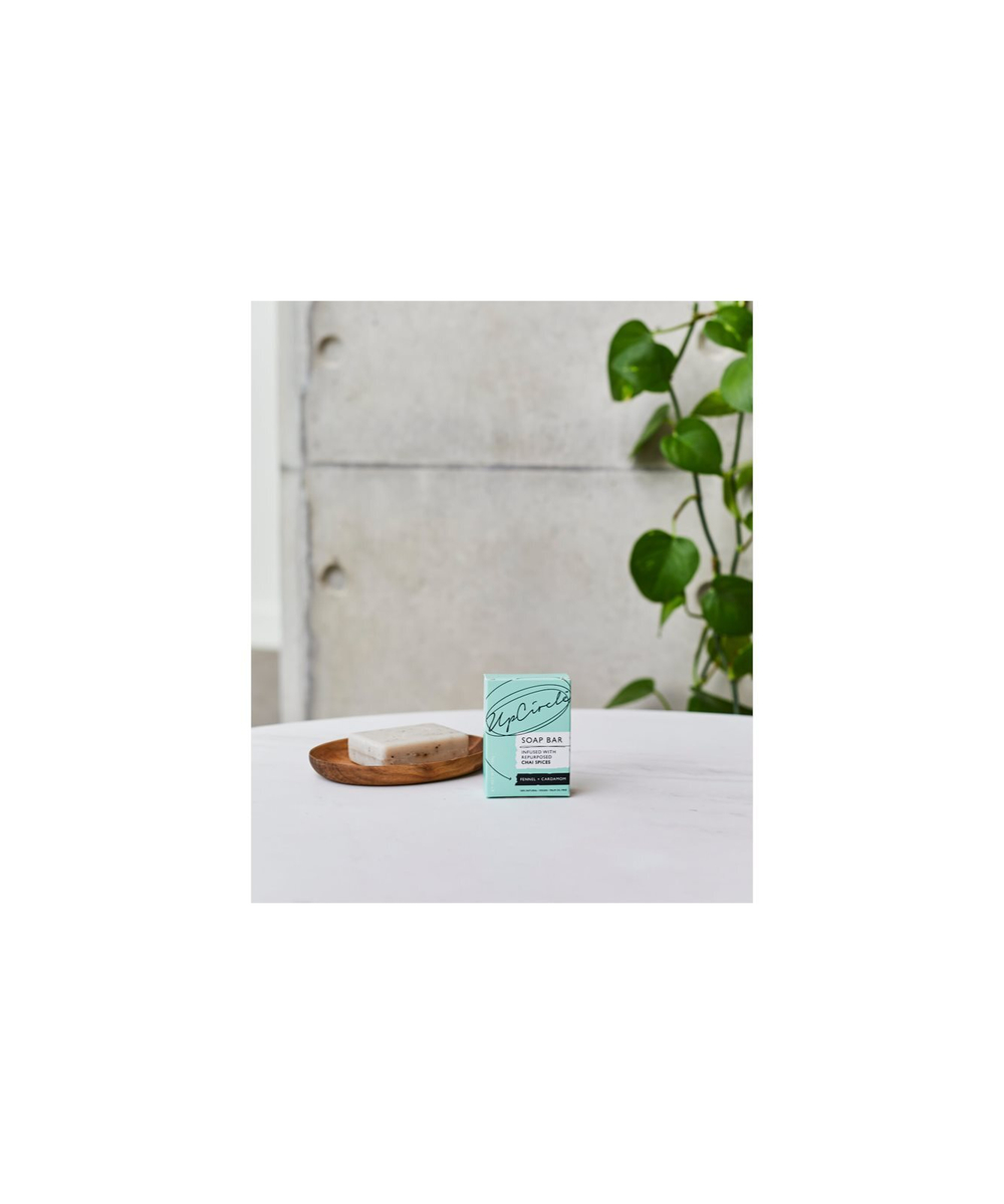 UpCircle Soap Bar Fennel + Cardamom - натуральное мыло для тела и лица /   100  g  / GTIN 706502052638
