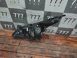 Фара правая галоген Kia Rio 4 (FB) 20-нв Б/У Оригинал 92102H0500