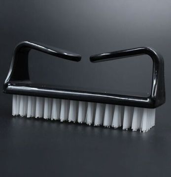 Щетка маникюрная MASTER Professional MP-644 средняя