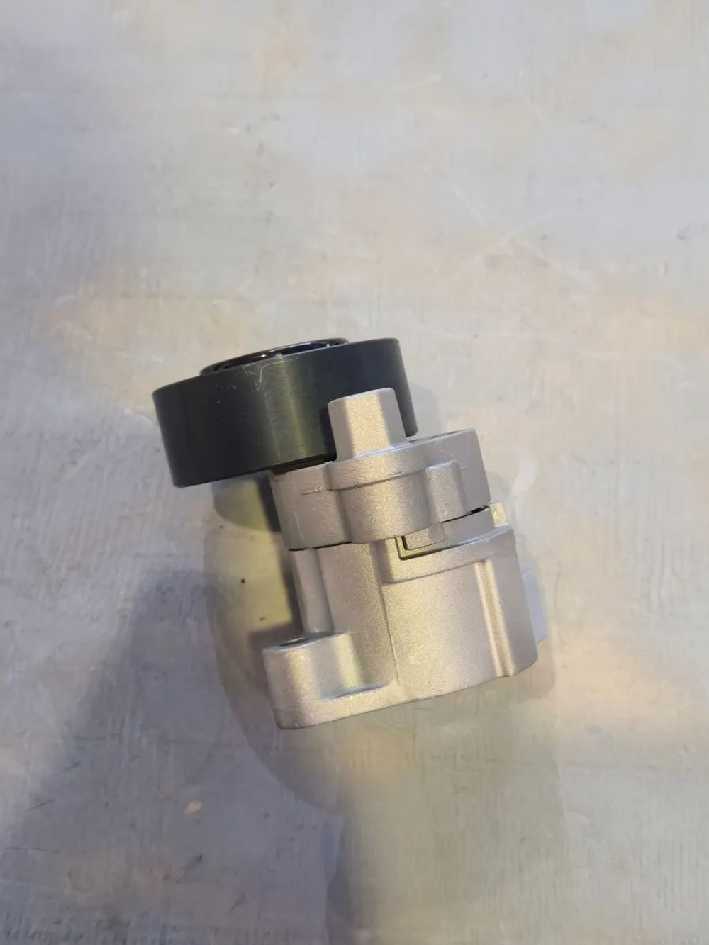 Ролик натяжной дв.CA6DM FAW J6 (АТ0887) (AVTO-TECH)