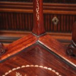 Кресло с перламутром