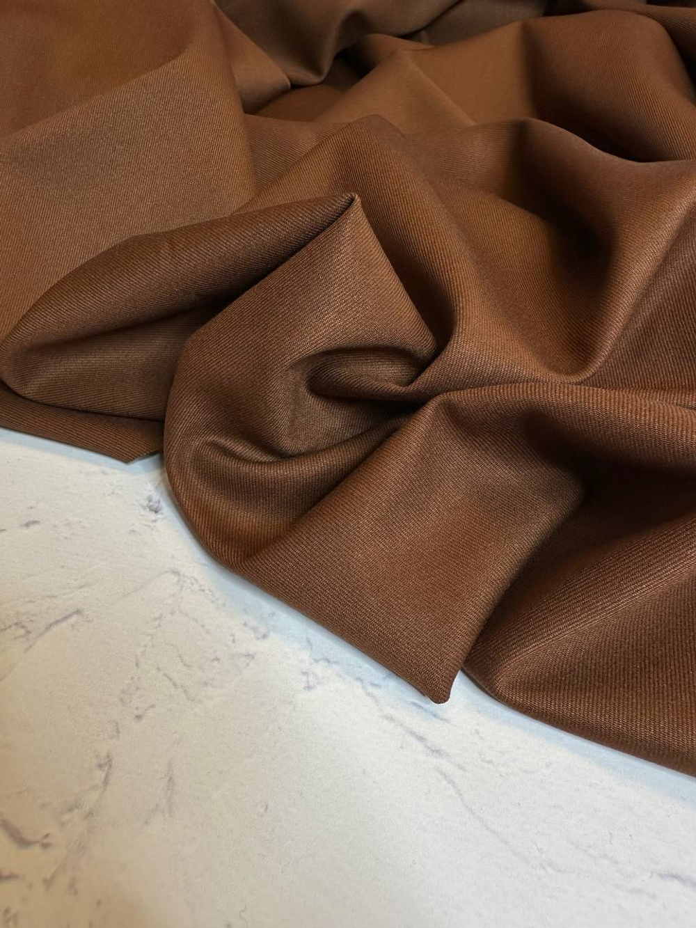 Костюмно-плательная смесовая однотонная поливискоза (64%полиэстер/33%вискоза/3%эластан, Жженая карамель, 148, 285 гр/м2)