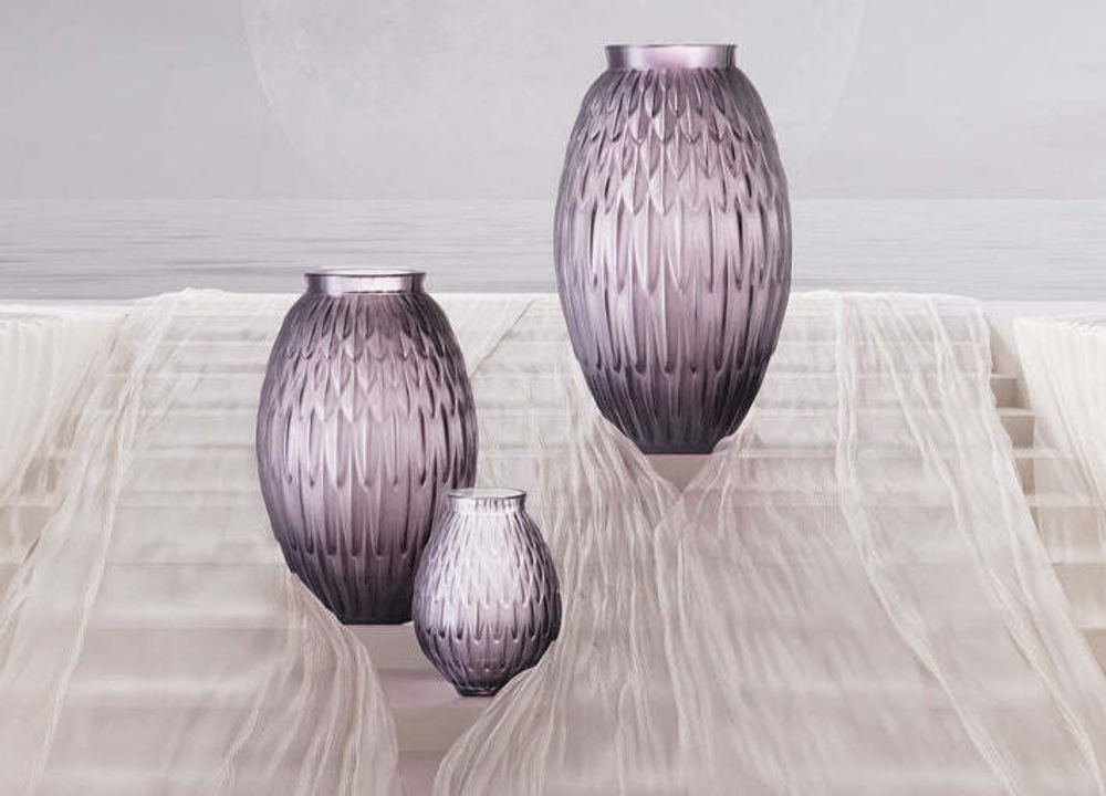 Ваза Lalique Plumes фиолетовая, 14.7 см