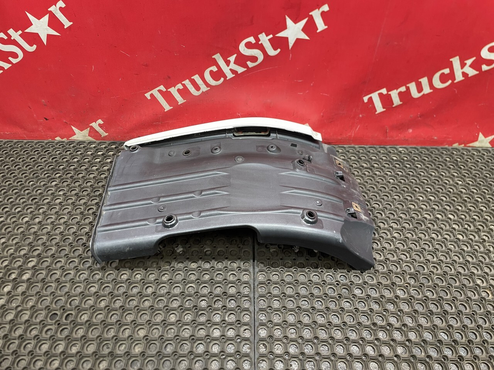 Крыло переднее правое передняя часть 2018г.