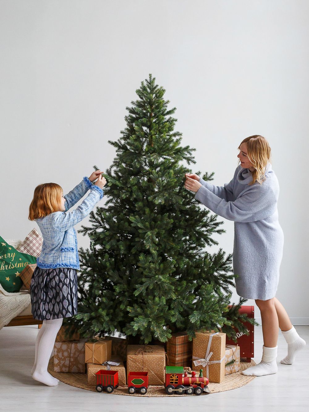 Ель искусственная «Бавария» (Литая хвоя) 180 см / 1.8 м