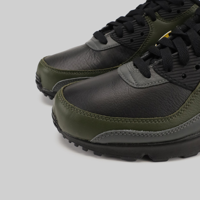 Кроссовки Nike Air Max 90 GTX артикул:DJ9779-001 - купить в магазине Дайс