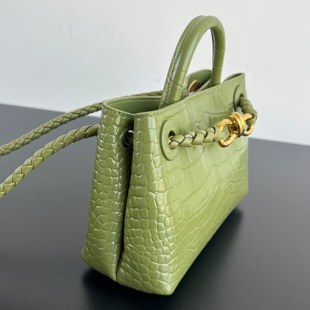 Bottega Veneta Mini Andiamo 20 cm