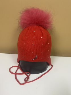 Шапка зимняя детская красная на размер 50
