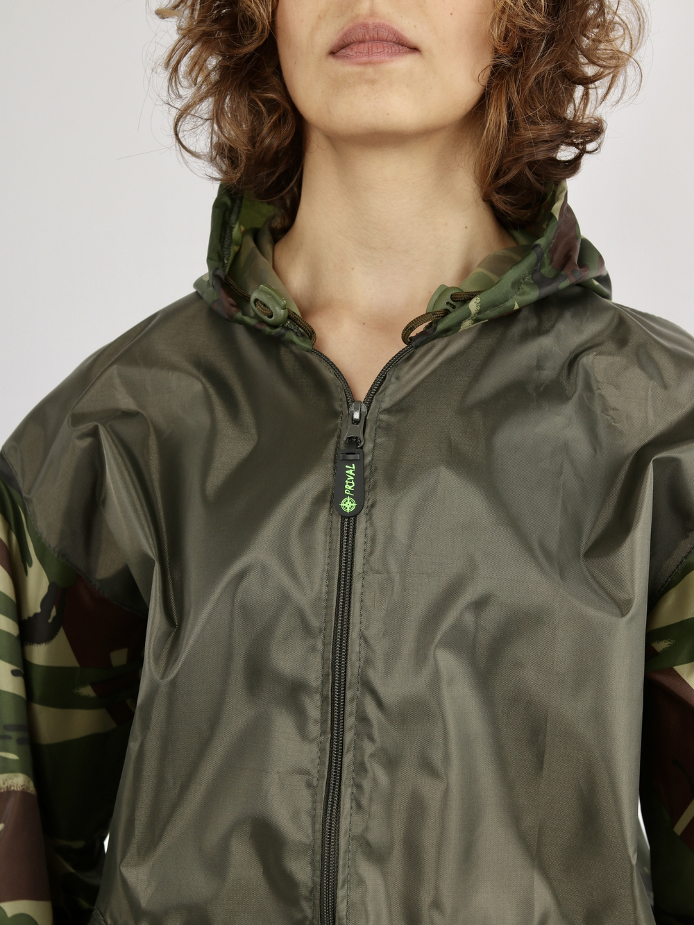 Костюм для активного отдыха Prival Ветровлагозащитный, женский, хаки + кмф Кукла