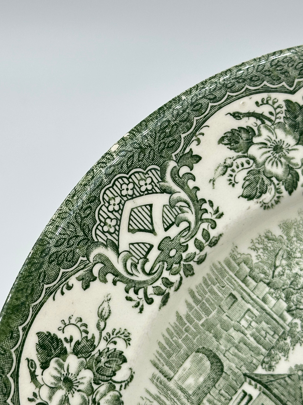 Тарелка 24,5см English Ironstone