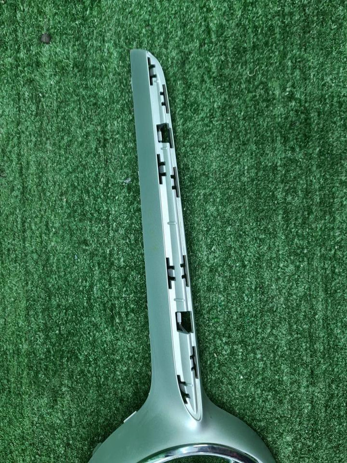 Накладка решетки радиатора Mercedes E C238 (16-21)