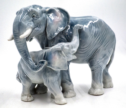 "Слон и слонёнок". Фарфор, глазурь, роспись. Heinz & Co., Германия, 1930–50-е гг.