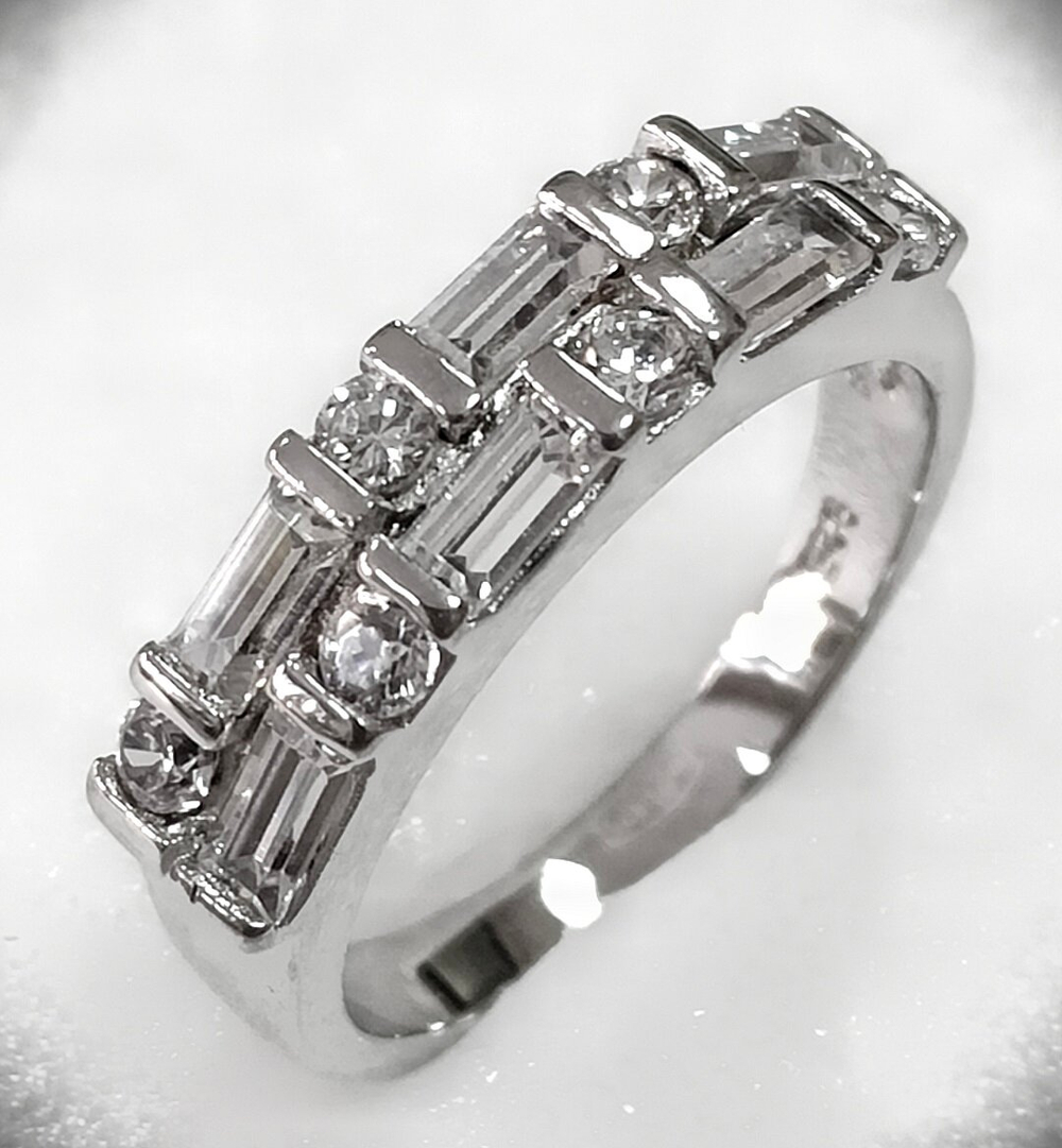 Ювелирное кольцо Эстерелла