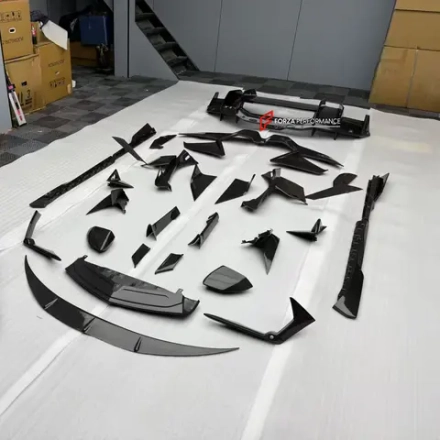 Карбоновый обвес для LAMBORGHINI REVUELTO 2023+ Ламборгини