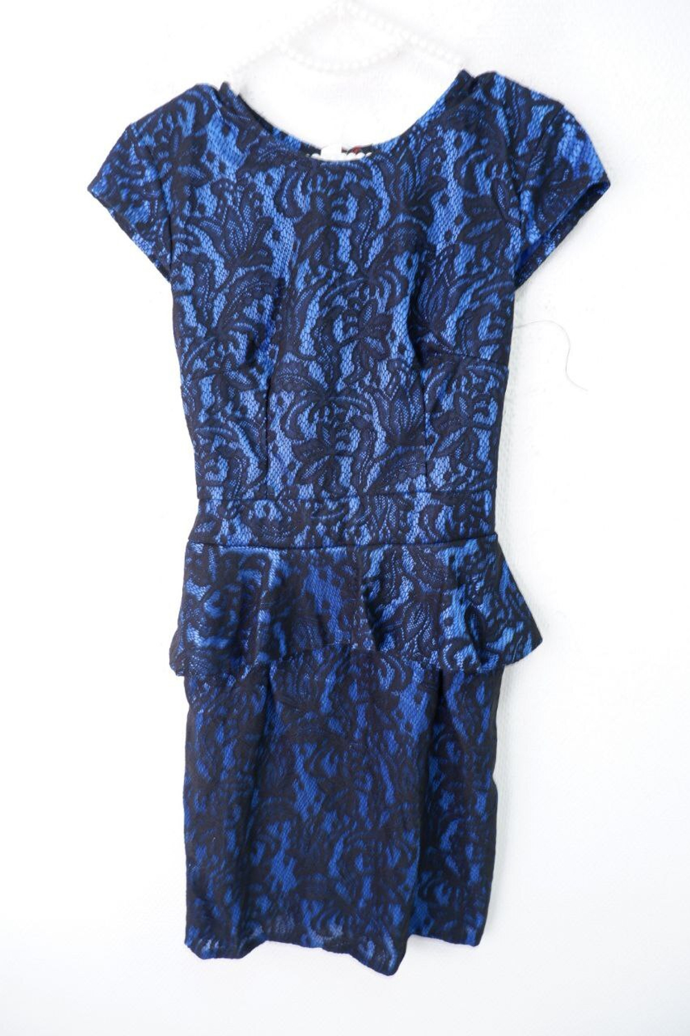 Платье красивое 42-44 размер, новое