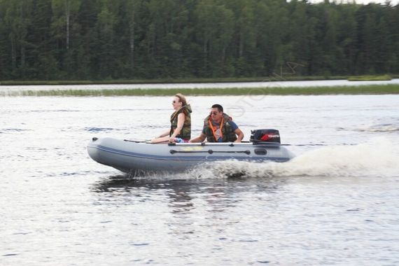 Лодка Адмирал 350 камуфляж