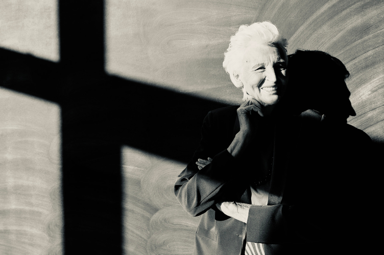 Почему «стареть красиво» — это новый джетлаг для женщин?