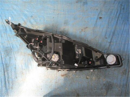 фара левая Toyota Aqua NHP10 52-293