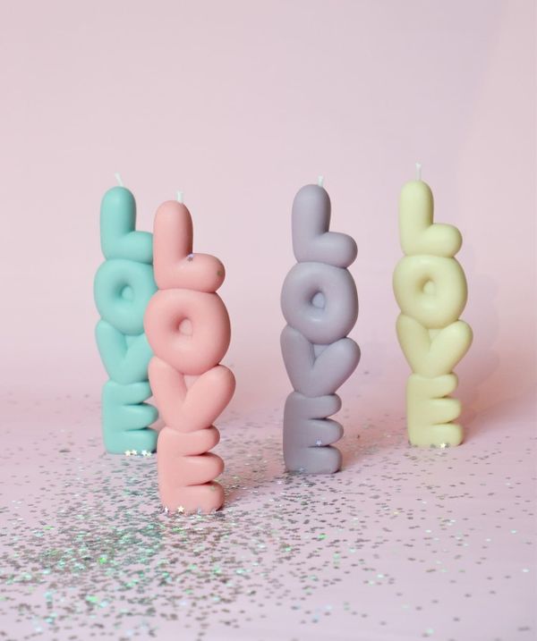 Свеча "Love" розовая (Черная смородина) - фото 3