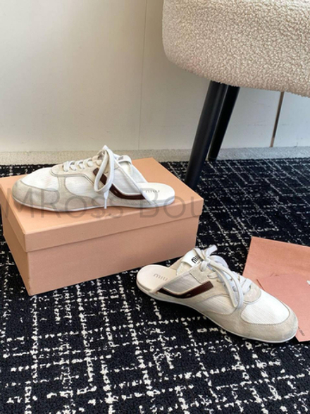 Кеды-мюли Miu Miu женские замшевые в бежевом цвете