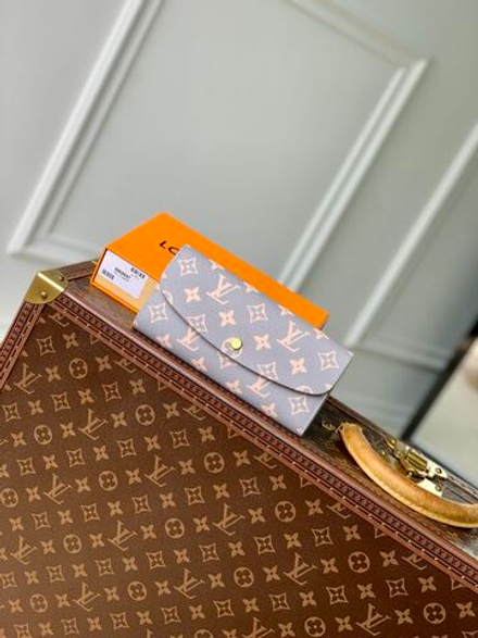 Louis Vuitton Emilie Wallet