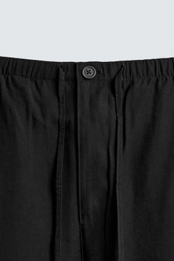 ZARA СТРУЯЩИЕСЯ БРЮКИ RELAXED FIT, ЧЕРНЫЙ