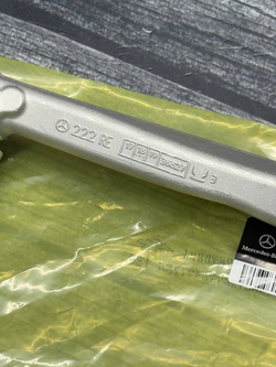 Рычаг продольный передний Mercedes-Benz A2173305200