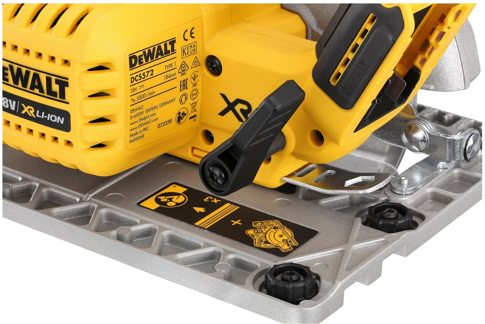 Пила дисковая аккумуляторная DeWalt DCS572NT (без акк, без з/у)