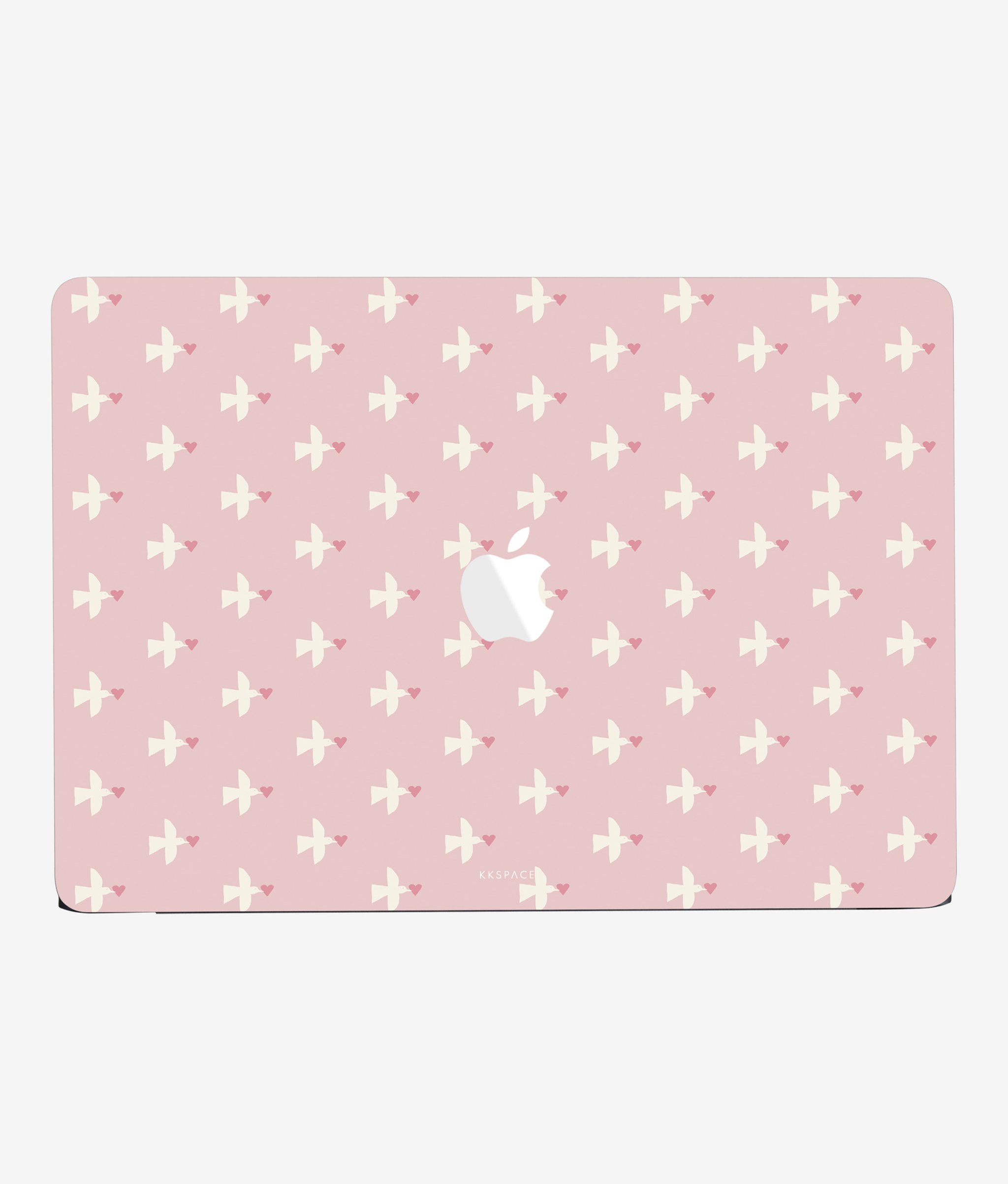 Виниловая наклейка LOVE CARRIER для MacBook