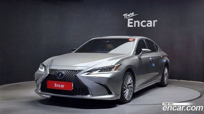 Lexus ES300h 7 Generation Luxury Plus (12.2019)