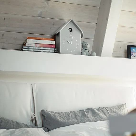 Часы с кукушкой QQ серые