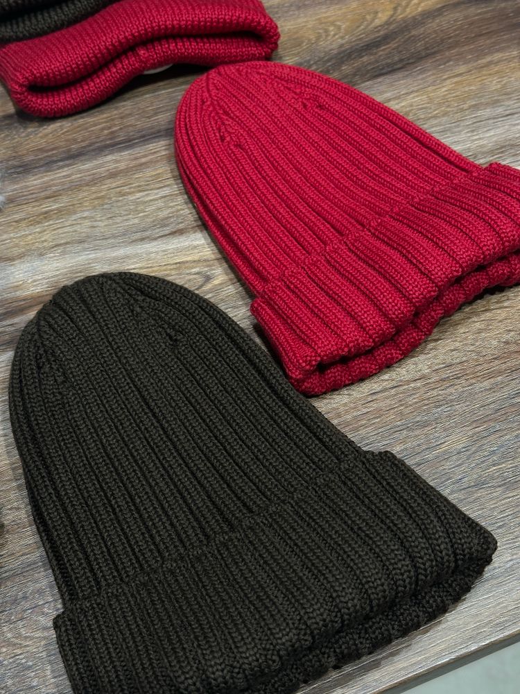 Шапка с отворотом (черный)