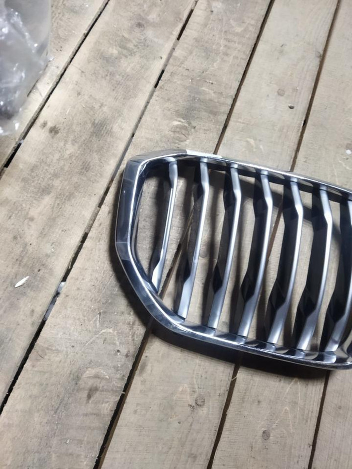 Решетка радиатора BMW X5 G05 (2018-2023)