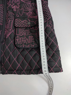 Куртка Desigual темная с розовым принтом на 13-14 лет